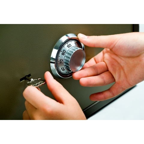 Millist seifi valida: mehaanilise või elektroonilise lukuga?