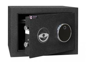 Griffon M 30 E FP BLACK LEATHER