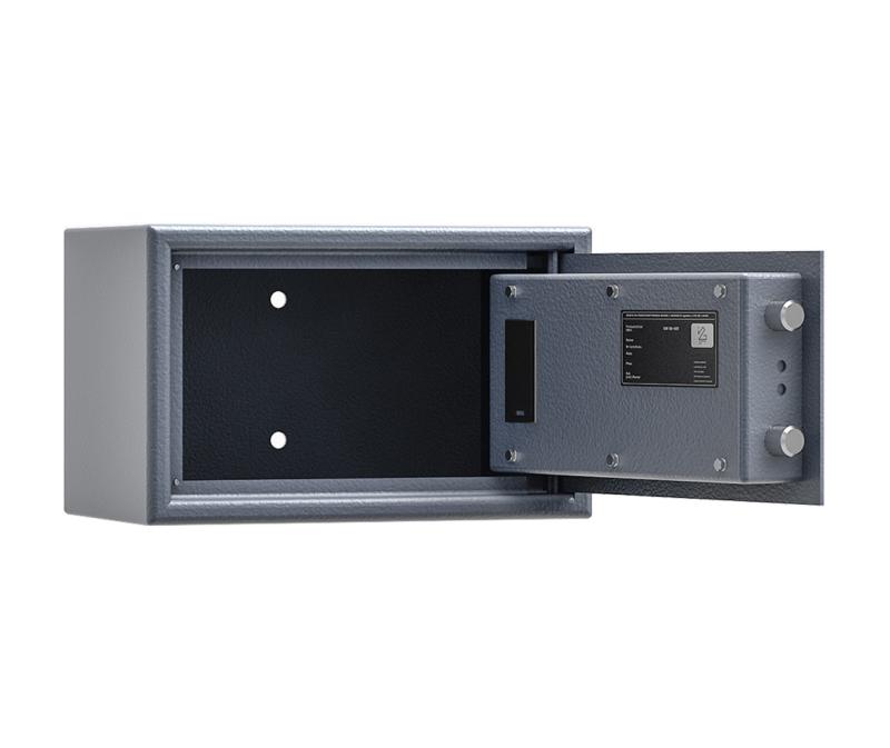 ISS ADORF 331000 12 E