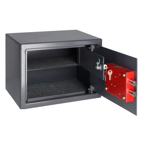 BRIHARD PISTOL & AMMO K kolmele püstolile